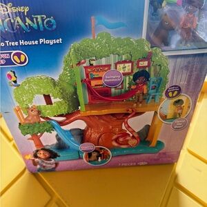 Disney Encanto Antonio Tree House Playset